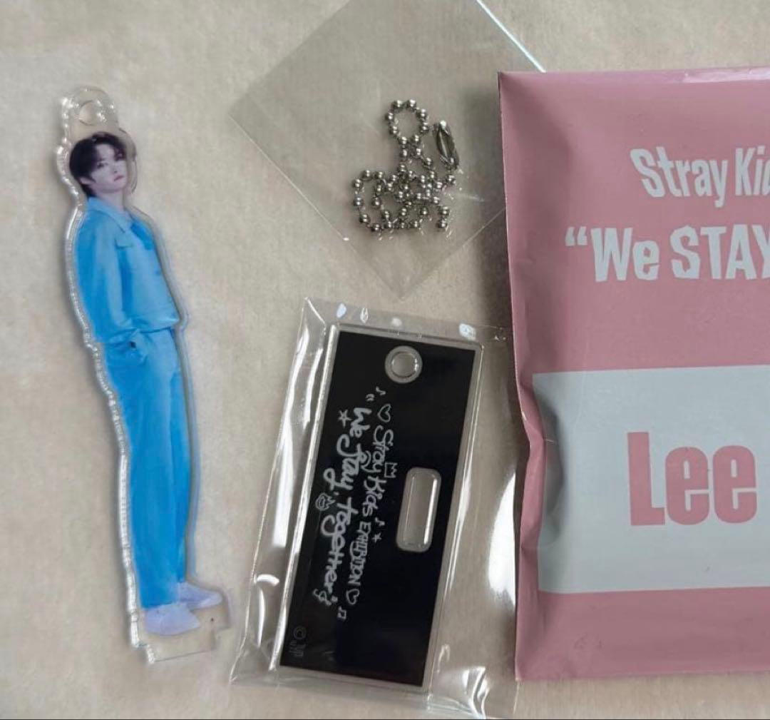 Stray Kids スキズ エキシビジョン 展覧会 リノ アクスタ - メルカリ