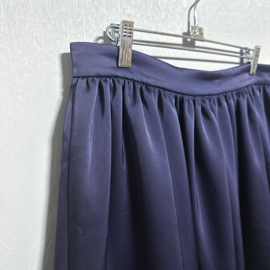 《MIU MIU》 ミュウミュウ (44) 膝丈スカート フレアスカート 紫