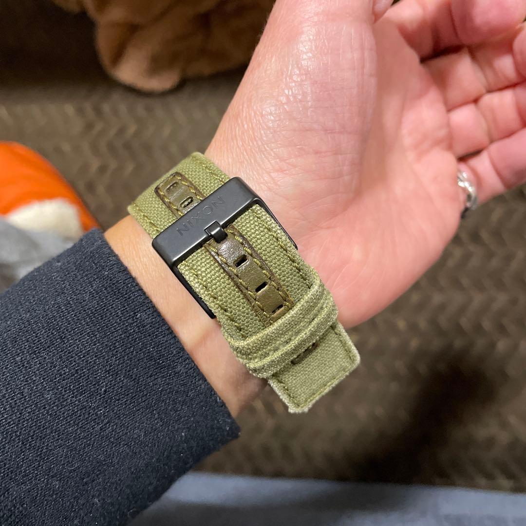 激レアモデル NIXON クロニクル THE CHRONICLE - メルカリ