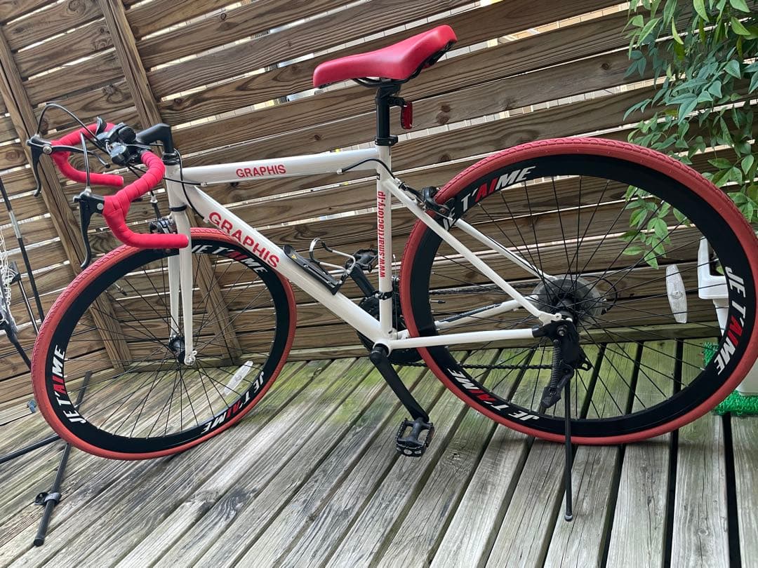 GRAPHIS ロードバイク ホワイト/レッド GRAPHIS（グラフィス） ロードバイク 700x28C シマノ 21段変速 補助
