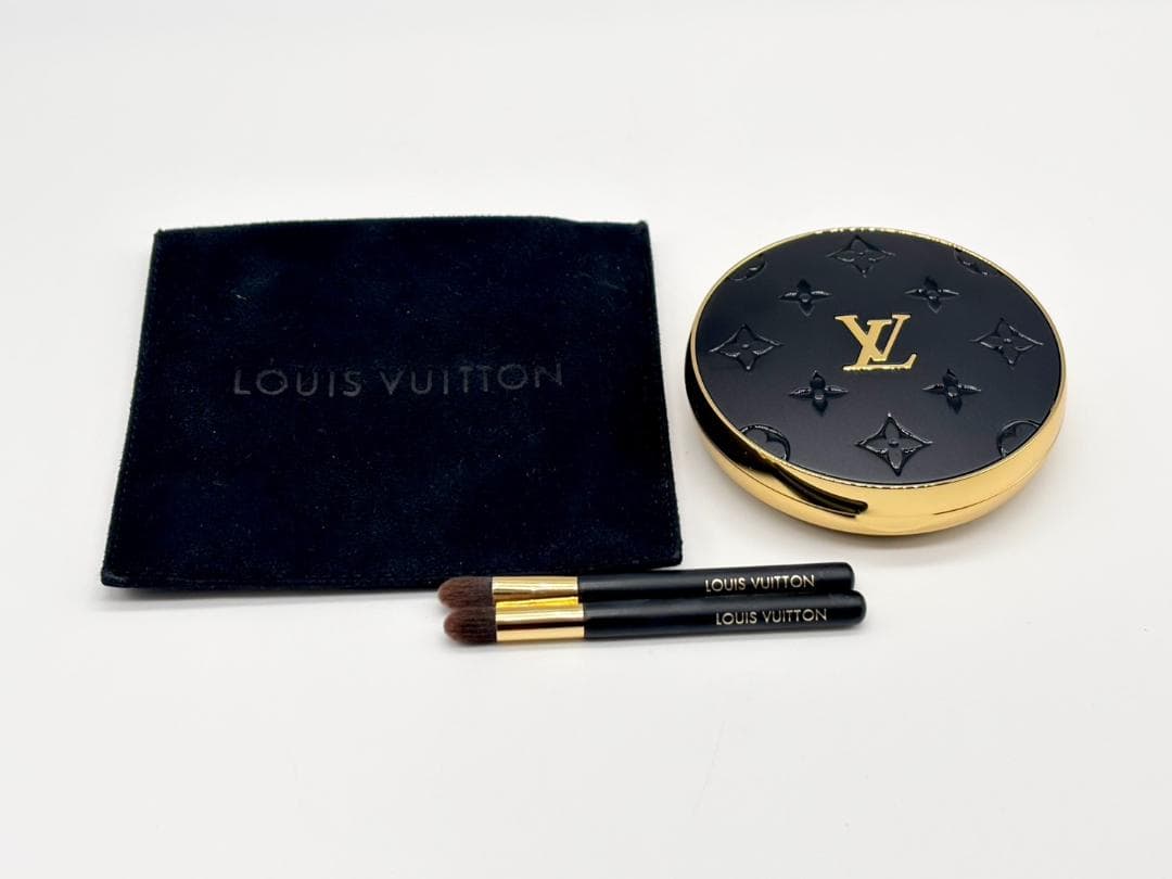 Louis Vuitton アイシャドウ オンブル 896 ルイヴィトン LV オンブル 896 モノグラム·ルージュ / ルイ・ヴィトン | LIPS