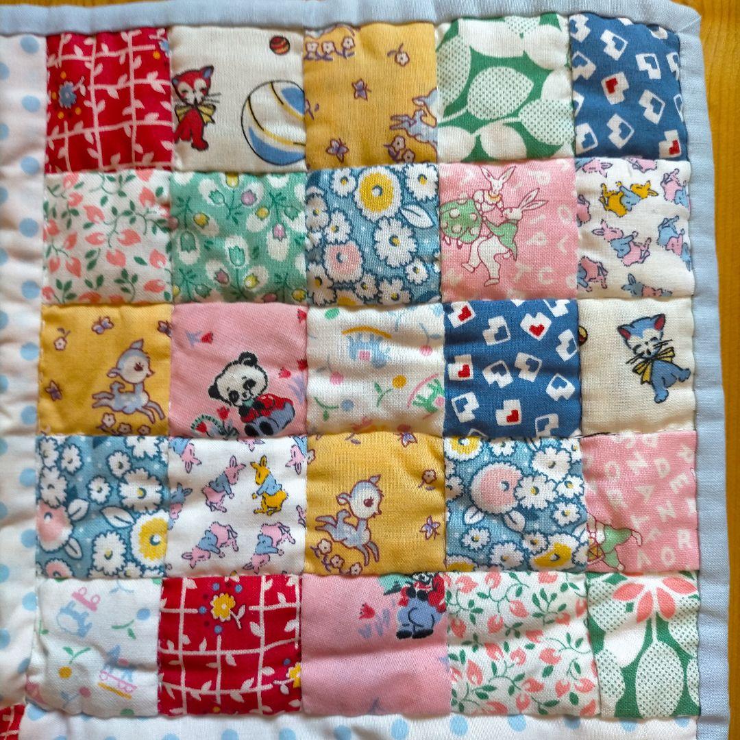 フィードサック ハンドメイド パッチワーク キルト タペストリー