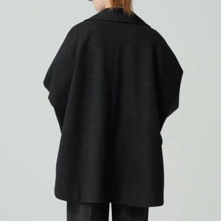 GU コージーメルトンケープコート Z＋E グレー - メルカリ