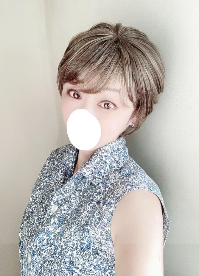 銀座サロン　KAZUE WIG　フェミニンショート　人毛MIX　マルチブラウン 銀座サロン KAZUE WIG 「ショート＆ボブ」 メッシュブラウンの通販 by