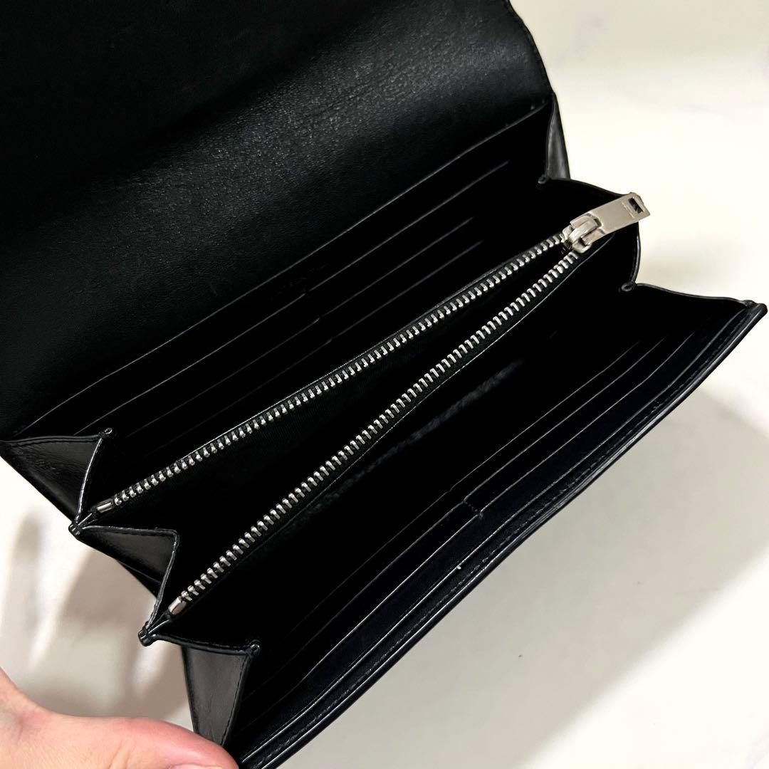 美品 Saint Laurent サンローラン 長財布 レザー 星 ロゴ金具 黒 サン