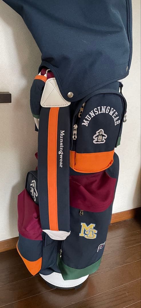 Munsingwear キャディバッグ 多機能ポケット付き Munsingwear（マンシングウェア） 大口径シューズ収納ポケット