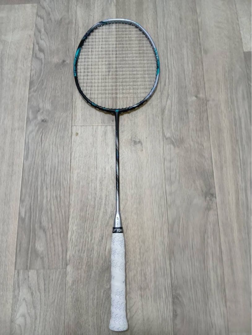 バドミントンラケット アストロクス88D PRO　3U G6 YONEX（ヨネックス） バドミントンラケット アストロクス 88D プロ 3AX