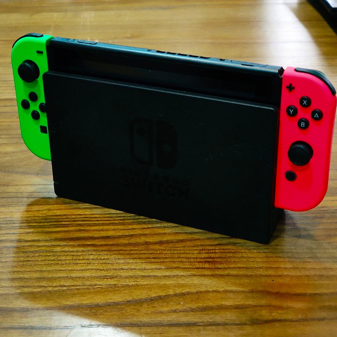 Nintendo Switch グリーン/ピンク 本体 - メルカリ