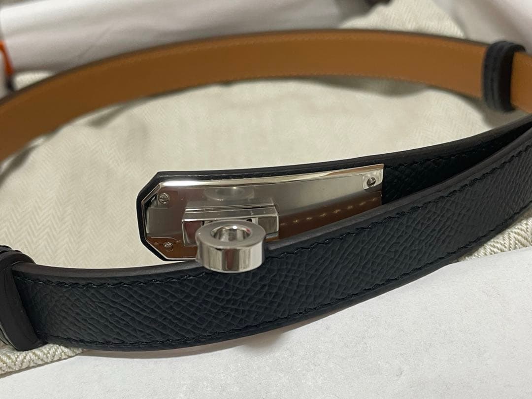 エルメスケリーベルトレザー ブラック ベルト シルバー金具