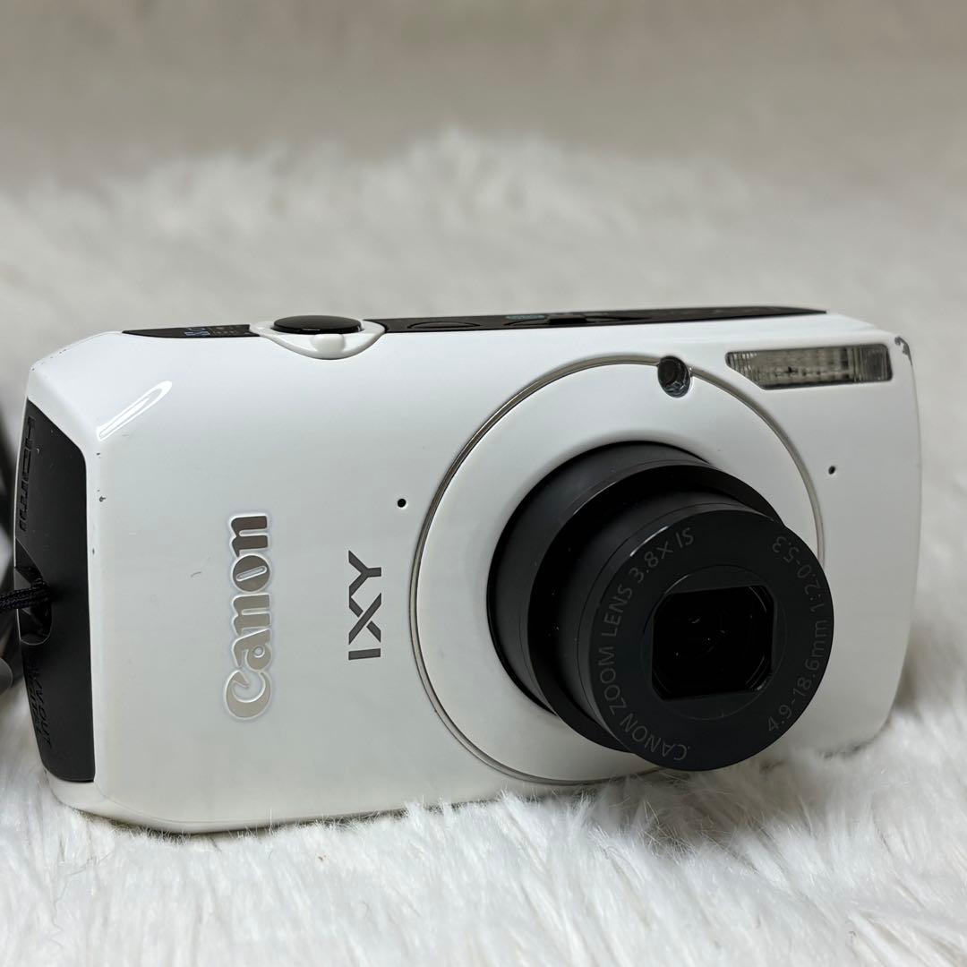 Canon カメラ IXY 30S PC1473 充電器 ホワイト コンデジ