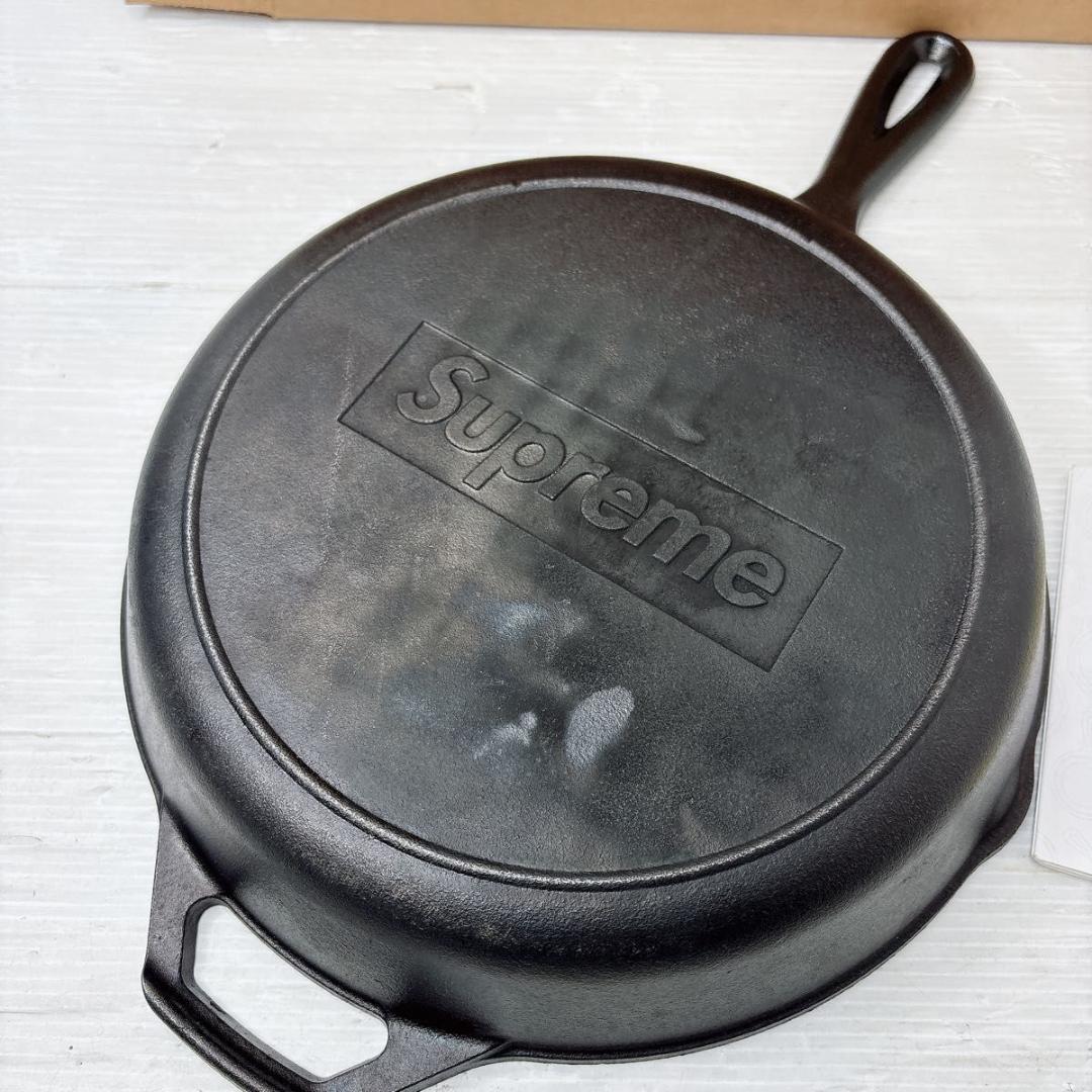 SS22 Supreme Lodge ロッジ スキレット シュプリーム