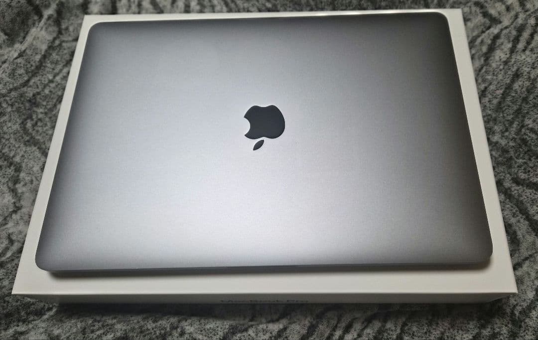 F*a様 【付属品無】MacBook pro M1 13インチ 8GB/256G Amazon.co.jp: 【整備済み品】 Apple MacBook Pro M1 2020(13インチPro