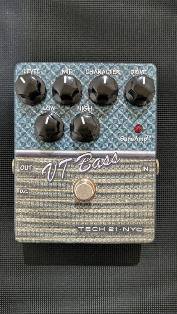 TECH 21 Sansamp VT Bass ベースエフェクター Tech 21 - Sansamp VT Bass - V2 - Best Bass Gear
