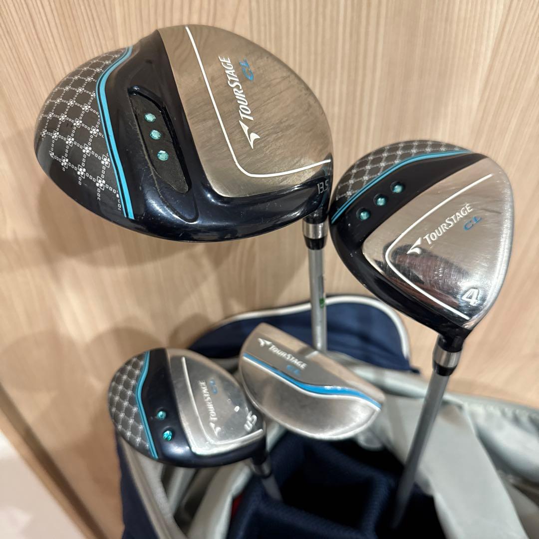 TOURSTAGE ゴルフバッグ クラブセット＋ ボール28個と小物 - メルカリ