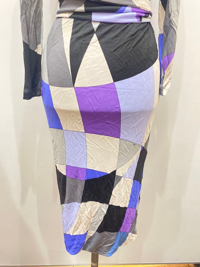 sh1805 エミリオプッチ 幾何学模様 長袖タイトワンピース