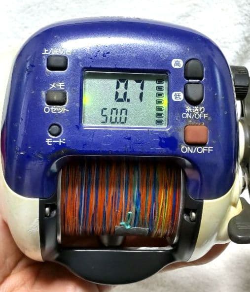 シマノ3000EV 少々キズ有るが動作良好 - メルカリ