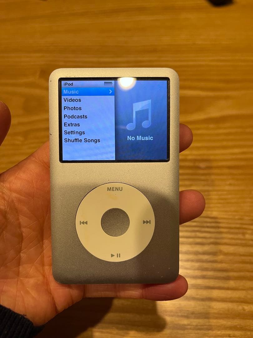 ポータブルプレーヤー Apple iPod classic 160gb 20090910102928_752_.jpg