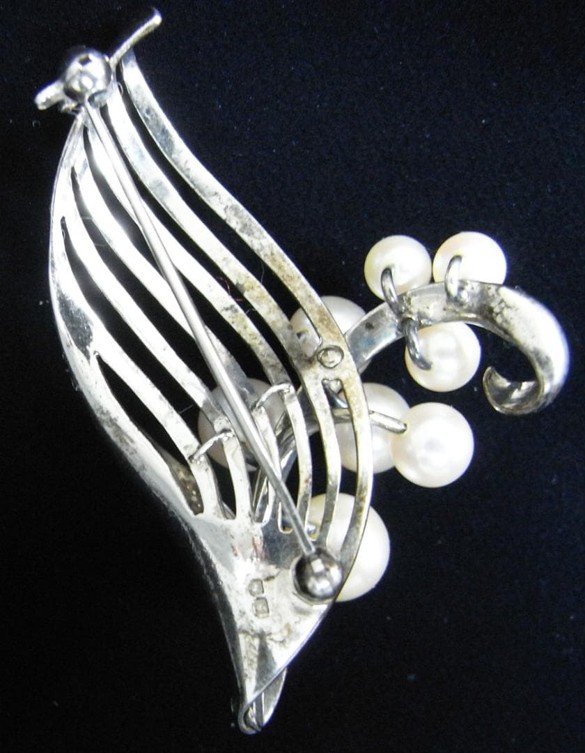 ミキモト(MIKIMOTO) 925シルバー(銀製)スズラン（鈴蘭)真珠ブローチ