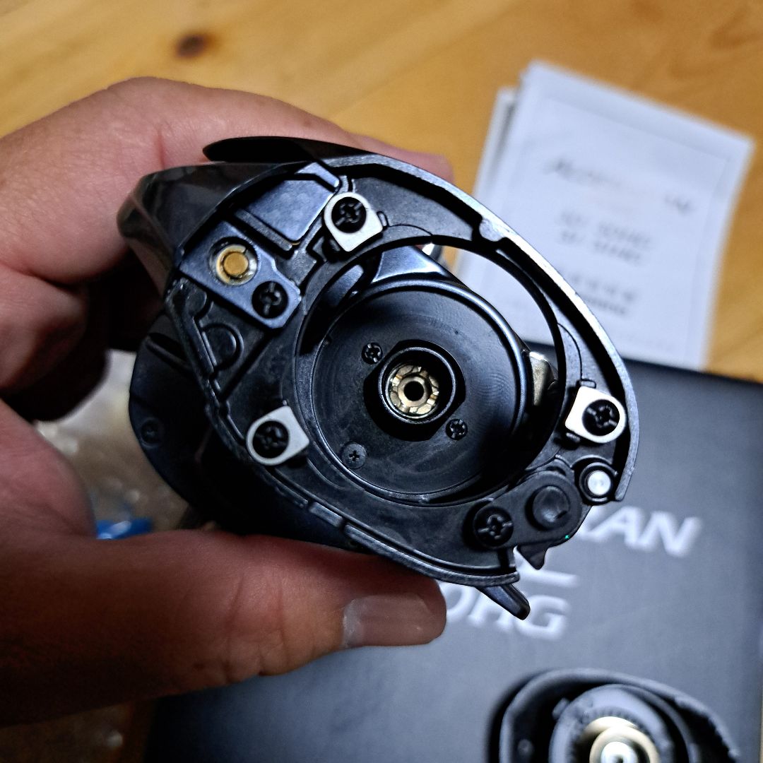 SHIMANOシマノ 18アルデバランMGL 30HG 右巻き ハイギア