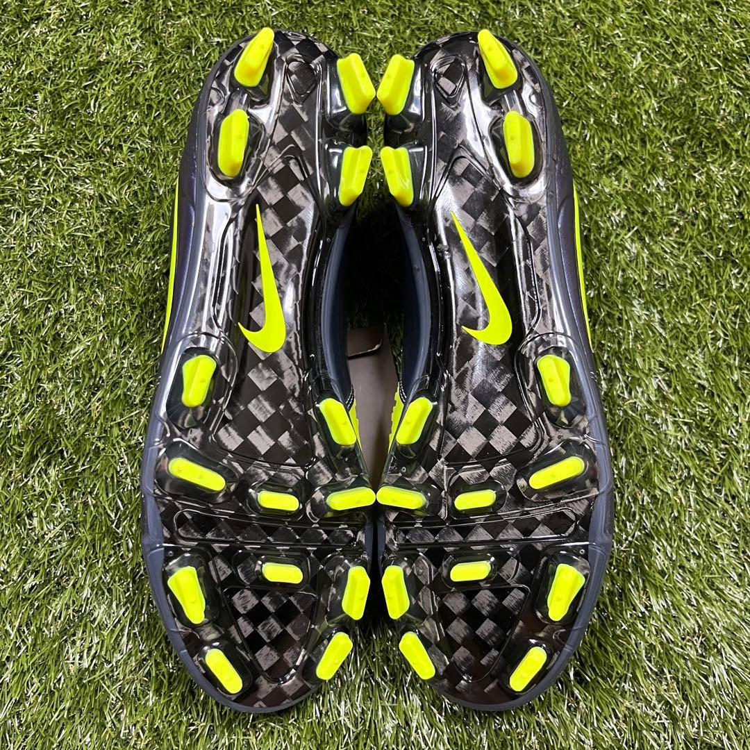 サッカースパイク ナイキ トータル90 レーザー エリート FG T90 - メルカリ