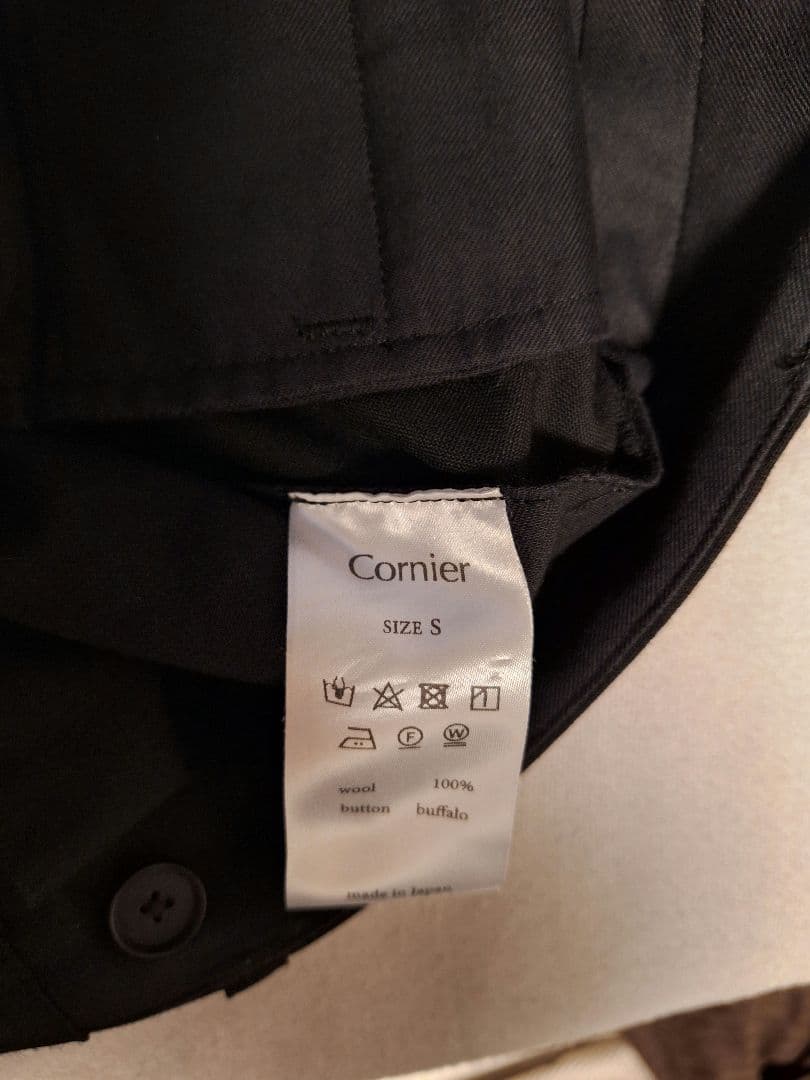 Cornier ウールワイドスラックス ブラックの通販はau PAY マーケット