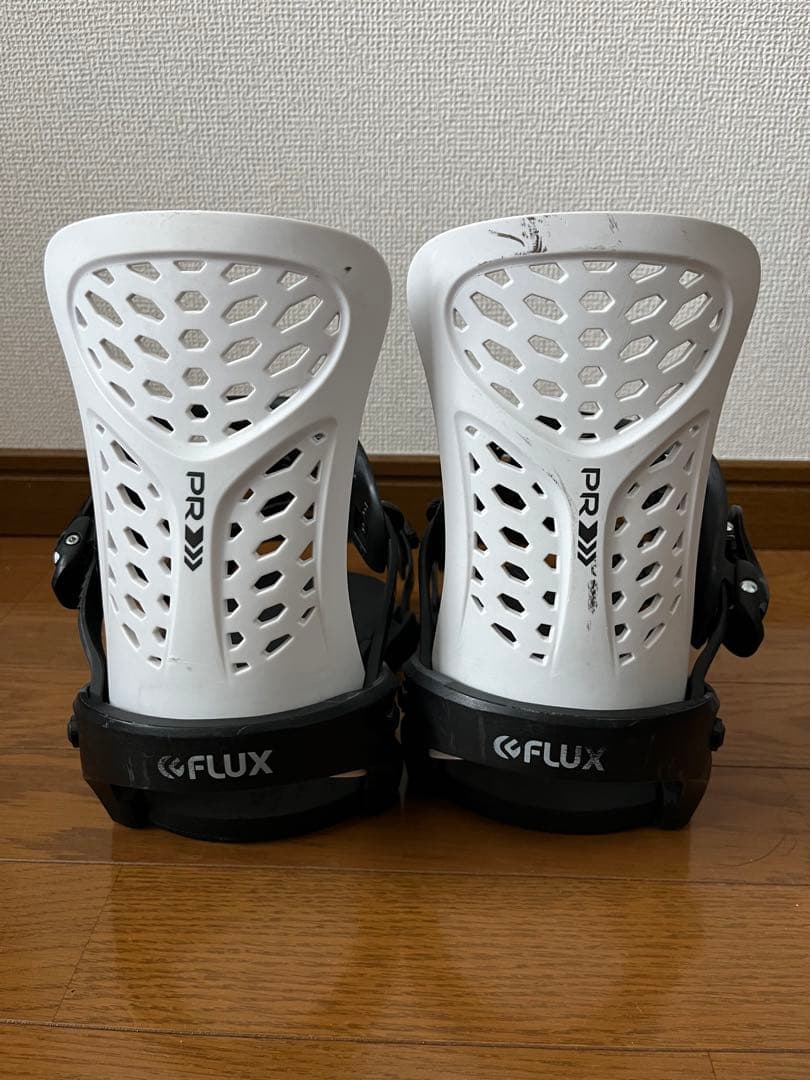 FLUX PR ブラック スノーボードビンディング SR400ページ】FLUX PR