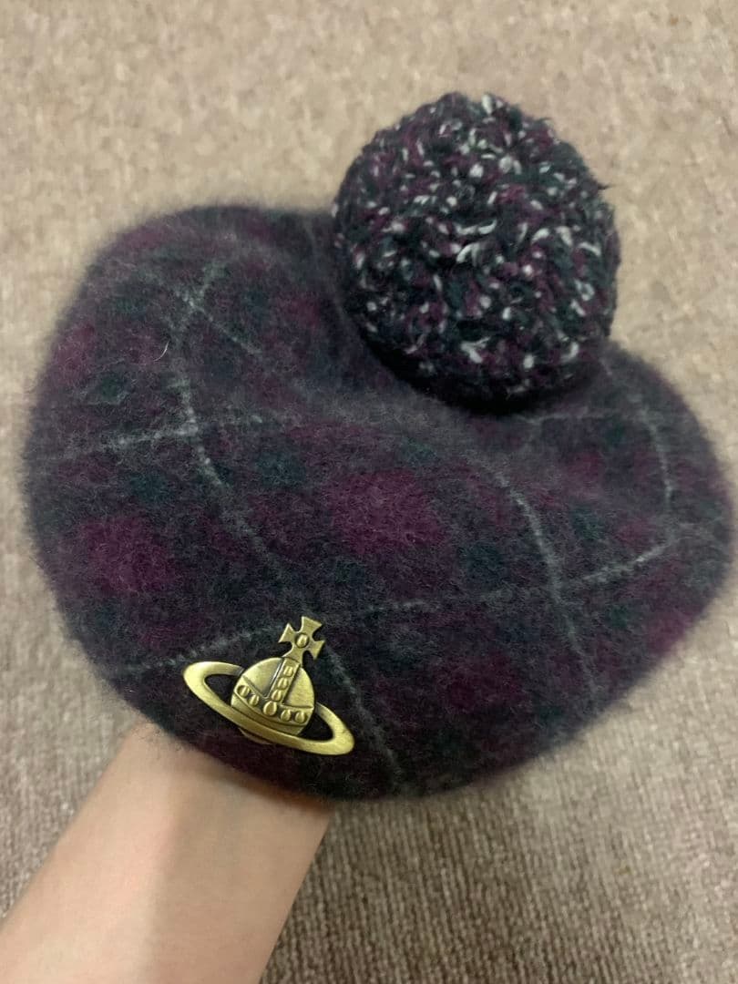 Vivienne Westwood ポンポン付きベレー帽 Vivienne Westwood☆ラインORB刺繍 バスクベレー (Vivienne Westwood