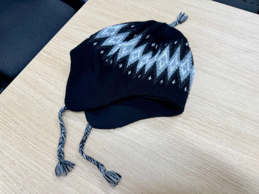 burton ak457 ビーニー イヤーフラップ 送料込み Burton ak457 イヤーフラップ ビーニー - メルカリ