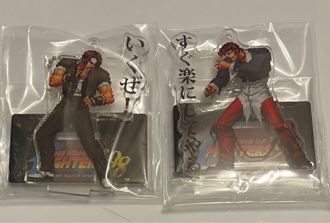 KOF'98 セリフ入りアクリルスタンド&キーホルダー 草薙京vs八神庵