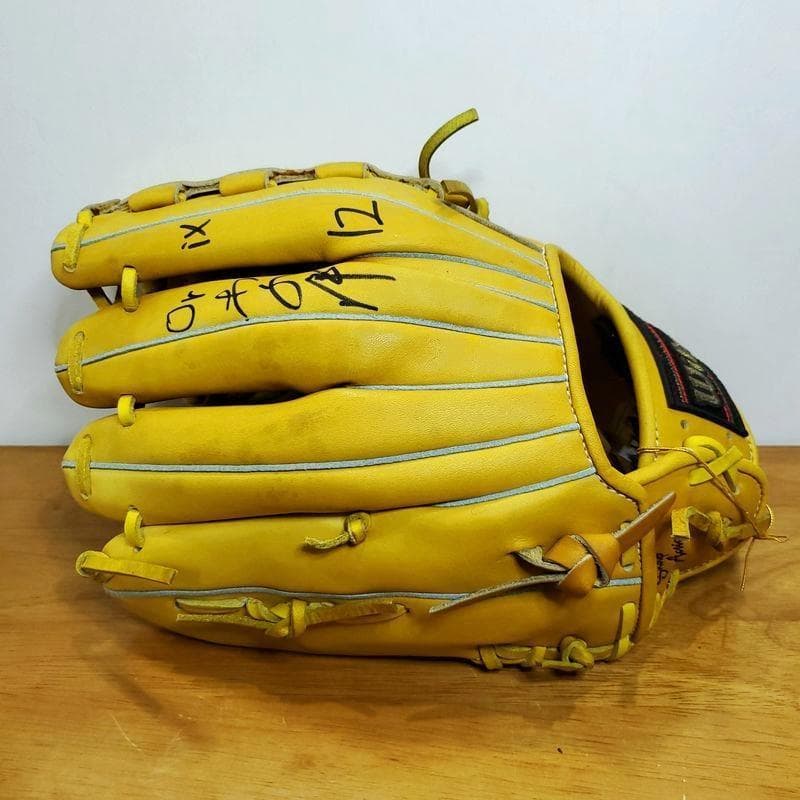 ウイルソン Wilson 木佐貫洋 直筆サイン入り 未使用品 軟式グローブ
