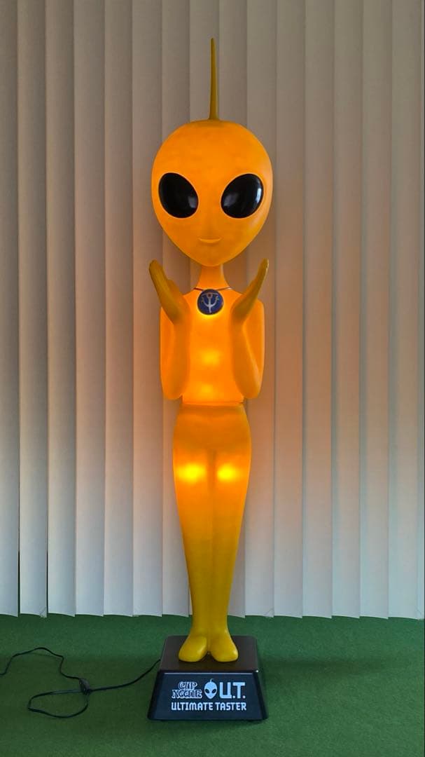 カップヌードル 日清 U.T等身大フィギュア ライト付き - メルカリ