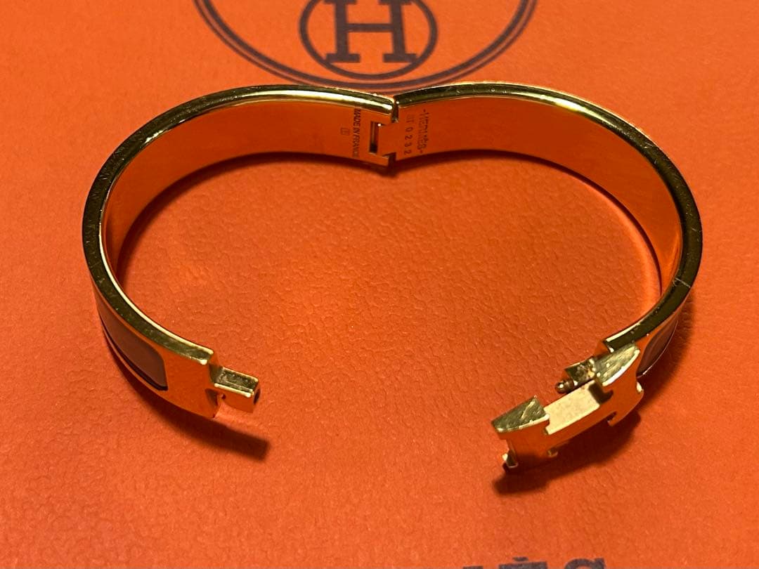 エナメルブレスレット 《クリックH》