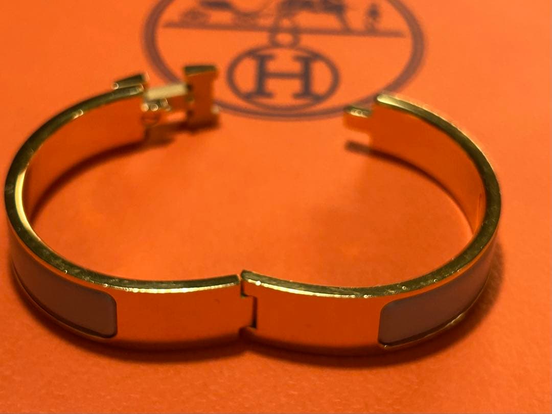 エナメルブレスレット 《クリックH》