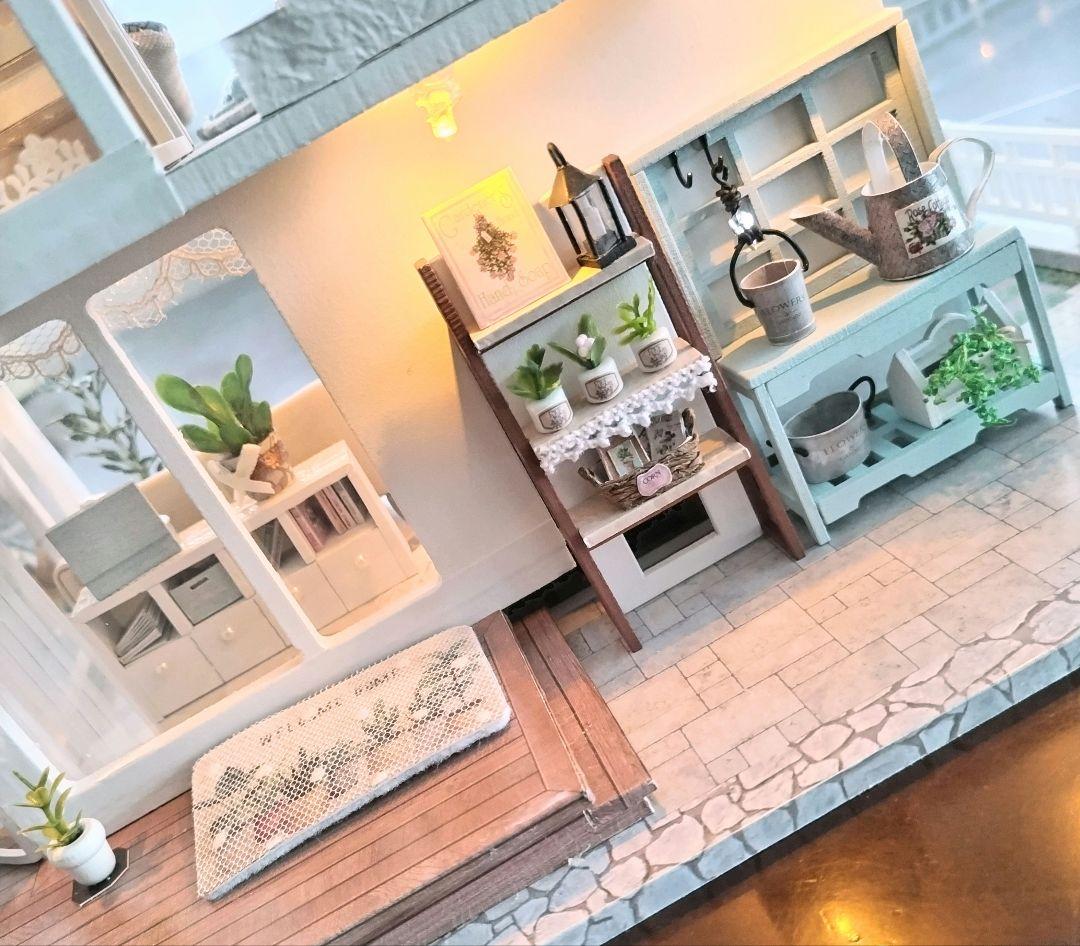 完成品*ドールハウス 360度型 3階建て 屋上 プール オルゴール カバー付