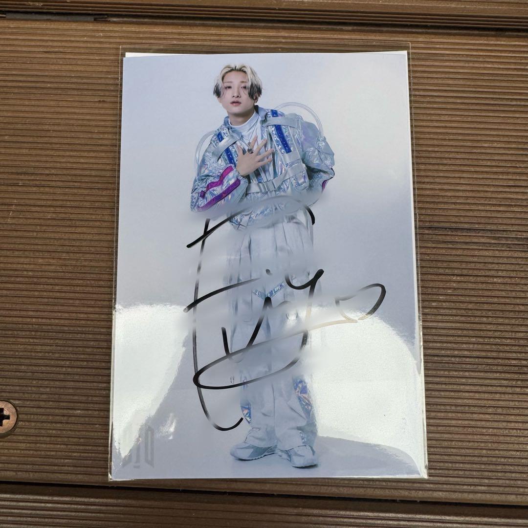 BUDDiiS 生写真 サイン入り FUMIYA 高尾楓弥 BUDDiiS FUMIYA 高尾楓弥 生写真 004 サイン入り - メルカリ