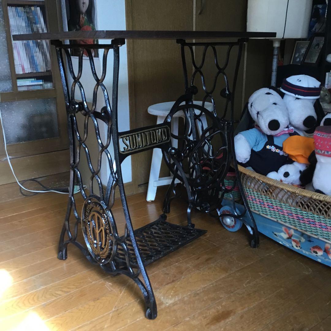 アンティーク※ SUMITOMO足踏みミシン脚のテーブル アイアン