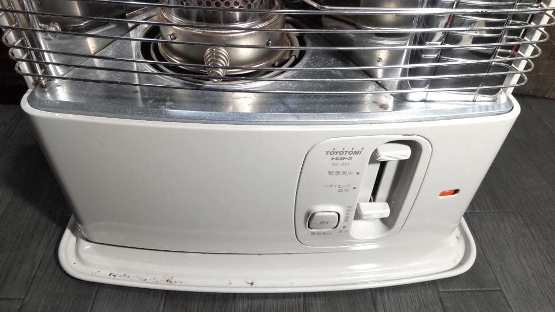 TOYOTOMI トヨトミ 石油ストーブ RS-L21（RS-921） - メルカリ