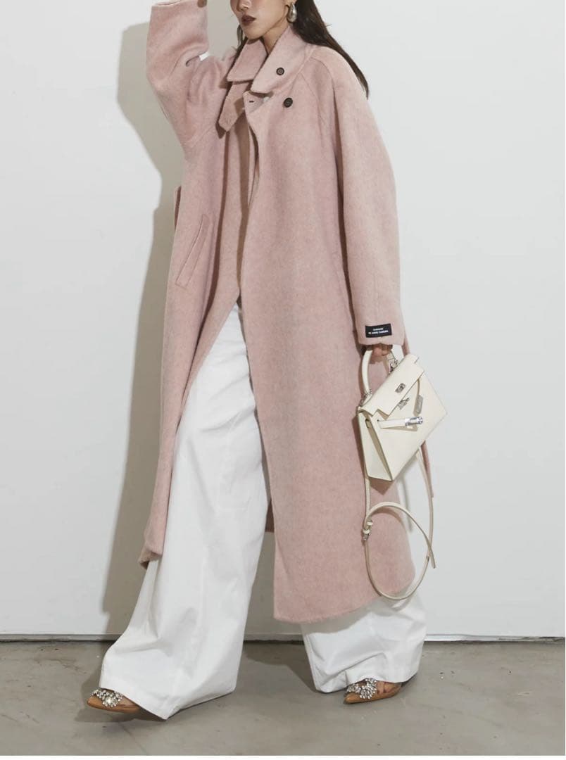 ANDREA&Co ペールピンクウールコート - メルカリ