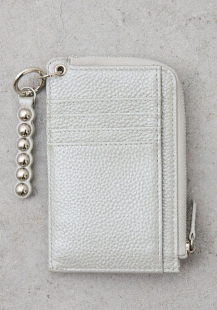 ear PAPILLONNER スタッズフラグメントケース シルバー ear PAPILLONNER｜【ほし企画】本革スタッズフラグメントケース