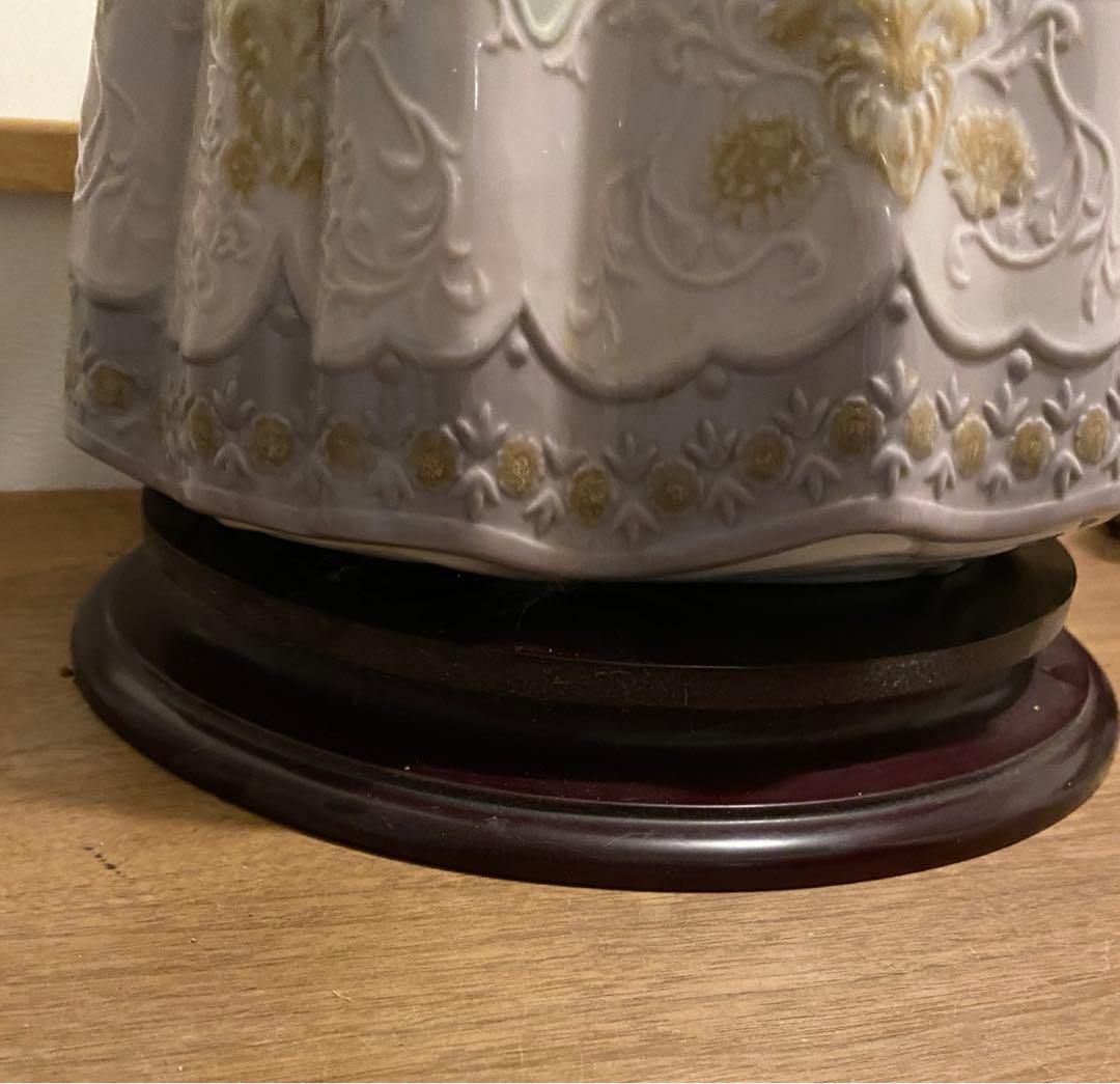 リアドロ　Spring Courtship 台座付　箱無し