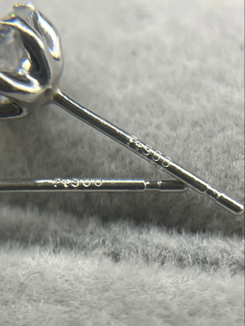 専用JL83☆最高級 ダイヤモンド1.039ct pt ピアス ソ付 - メルカリ