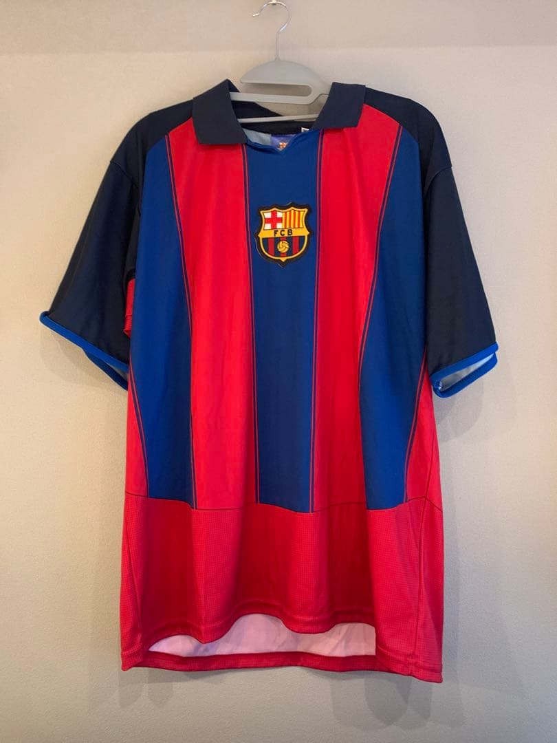 FCバルセロナ公式ユニフォーム（ロナウジーニョ） - メルカリ