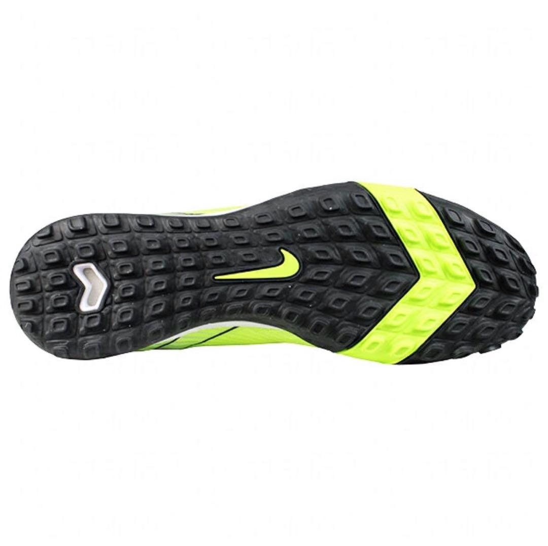 新品未使用品 NIKE ZOOM SUPERFLY ACADEMY 28.5cm