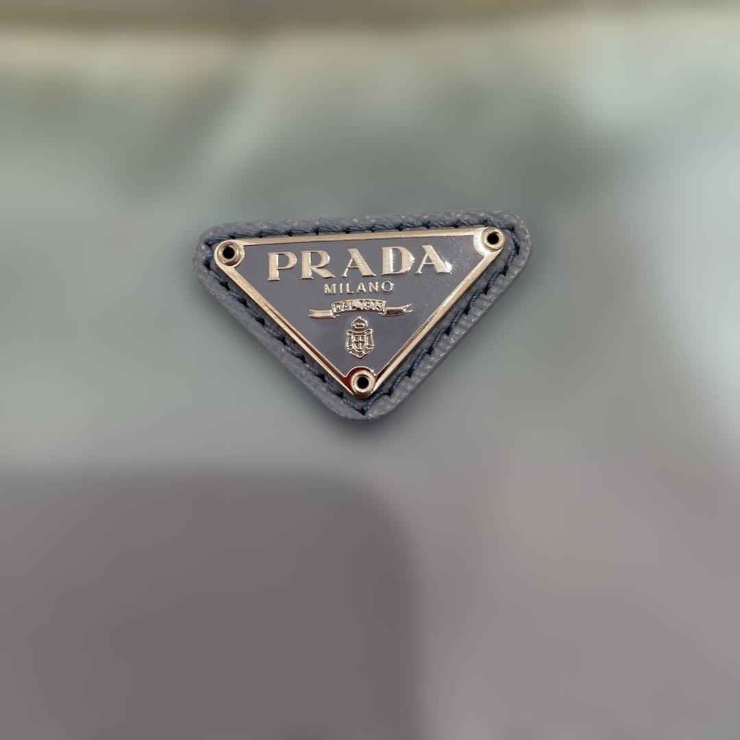 PRADA グレー ポーチ この度は数多ある中から、ご閲覧いただき誠に