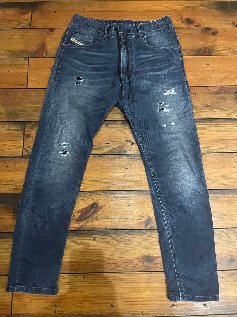 DIESEL ディーゼル ジョグジーンズダメージ加工