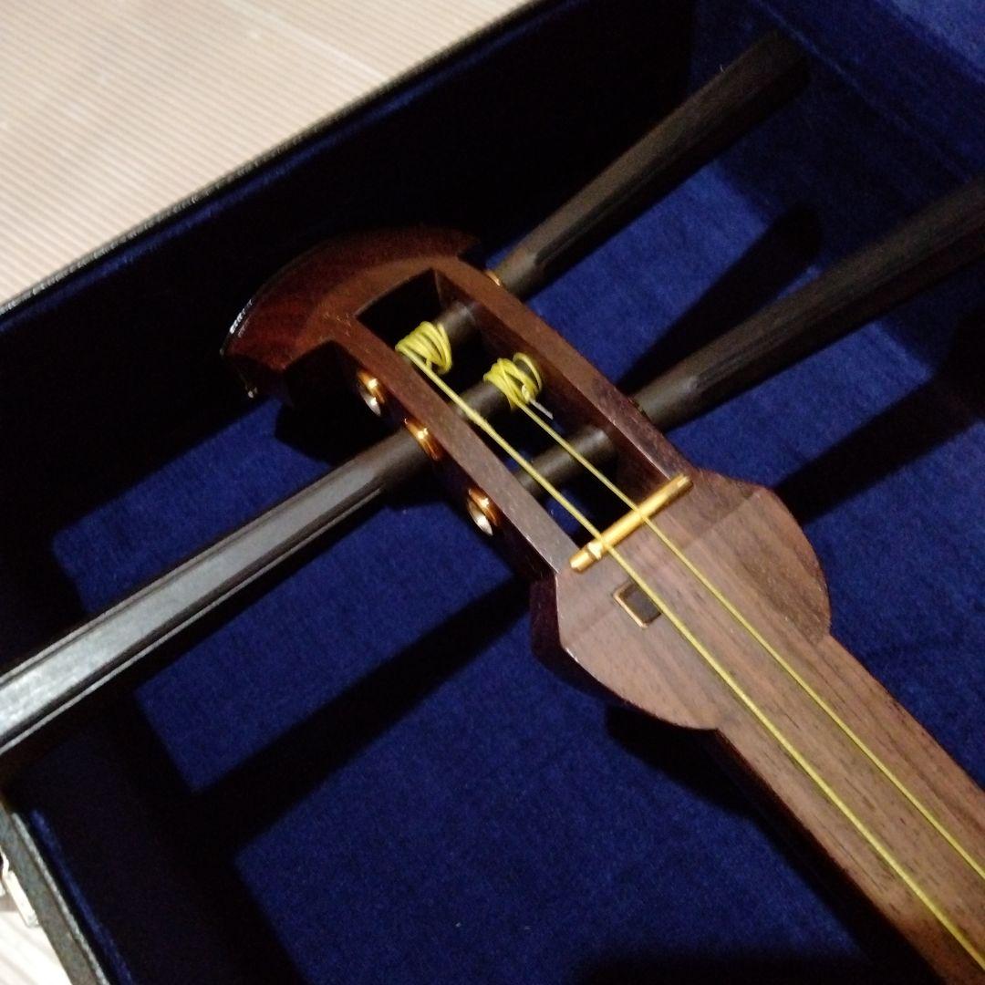 美品　三味線　中棹　東触り 2.7cm