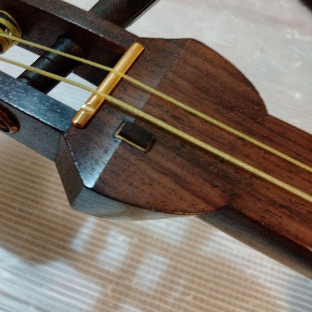 美品　三味線　中棹　東触り 2.7cm
