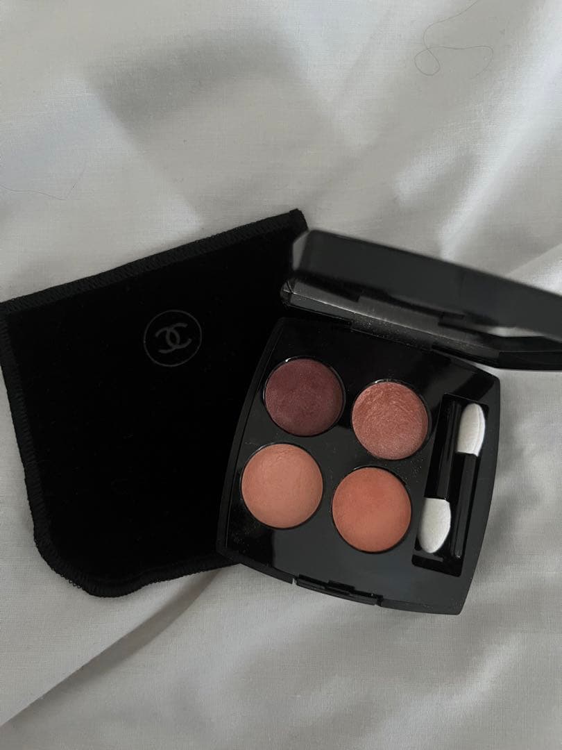 レ キャトル オンブル 384 イマジネール レ キャトル オンブル 384 イマジネール / CHANEL(シャネル) | LIPS