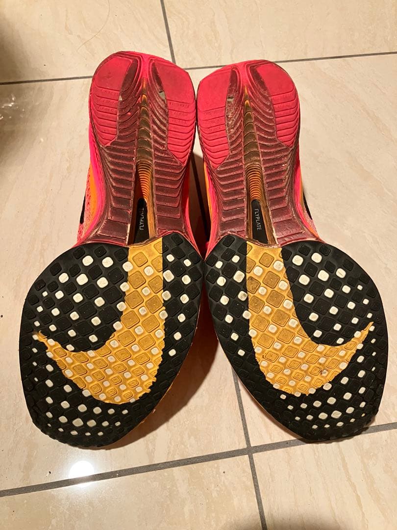 【美品】NIKE ヴェイパーフライ 3 ピンク 26.5cm