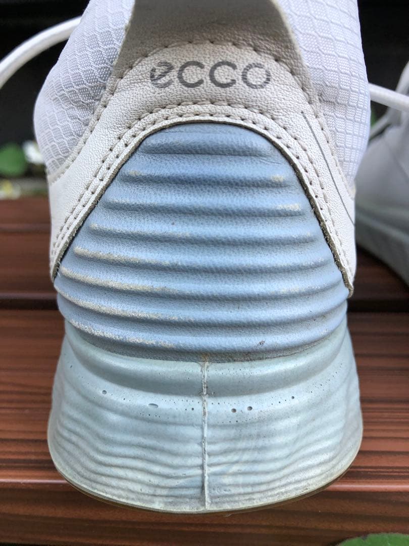 340番 美品 ecco ゴルフシューズ 37 23.5cm スパイクレス